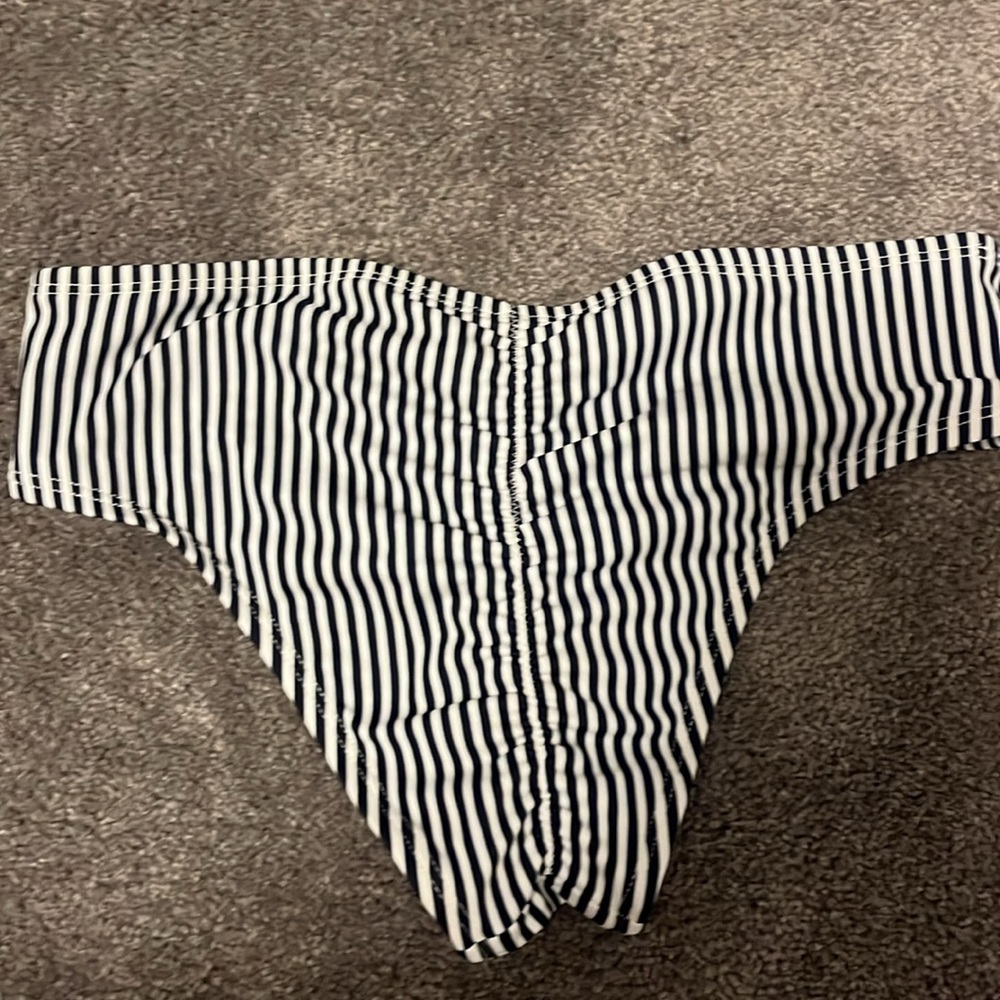 Juniors xhilaration bikini bottom - Picture 3 of 3